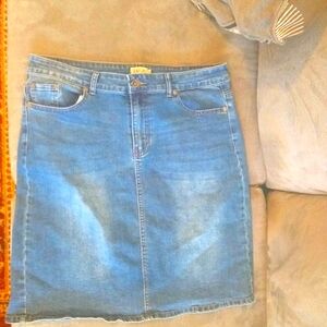 Denim Skirt L